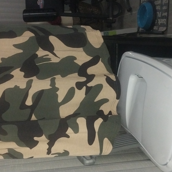 Camo gathered front short sleeve - Picture 8 of 9